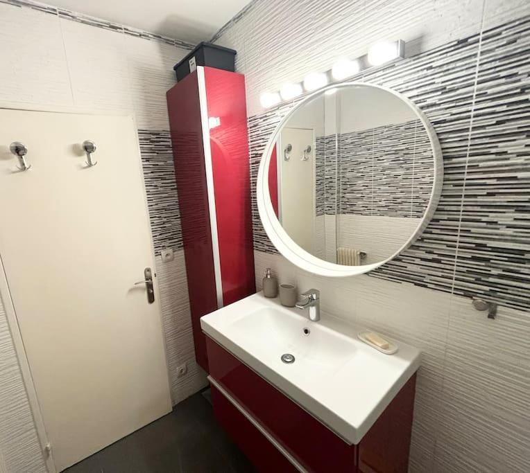 Appartement Confort Avec Balcon - Champigny Екстериор снимка